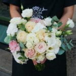 Mixed wedding bouquet 07