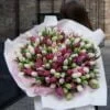 ogromny bukiet tulipanów