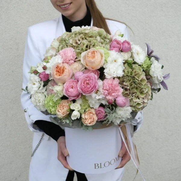 flower box delivery in Warsaw