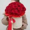czerwone róże flowerbox