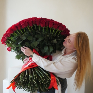 długie czerwone róże 80-90 cm, large red roses