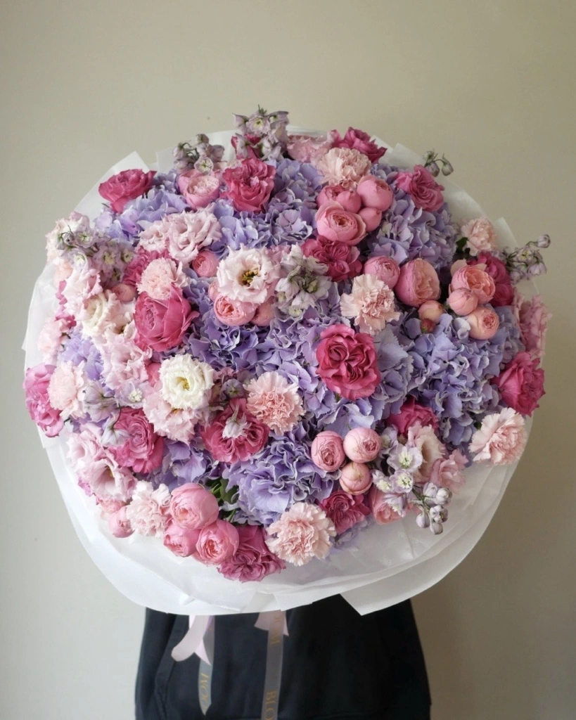 Букет Serene Blooms king