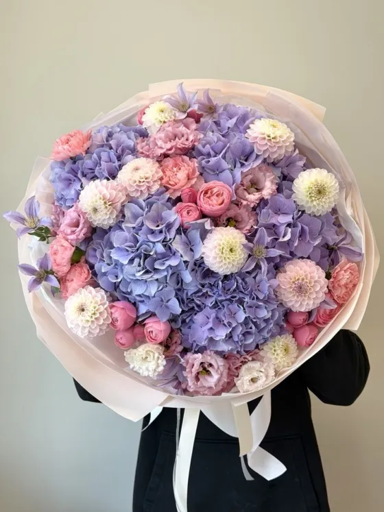 Bukiet Serene Blooms large