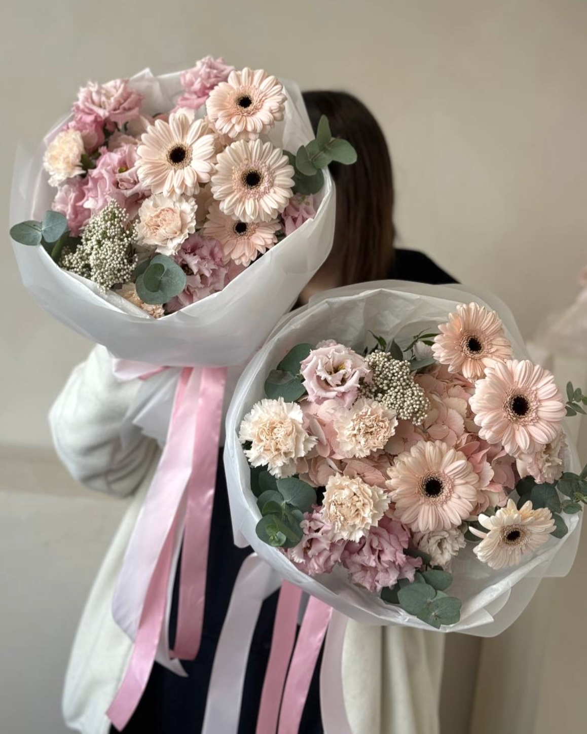 Колготкидегі секс: әйел қара еркектерді алдайды Феодосиядағы жалаңаш қыздардың суреттері