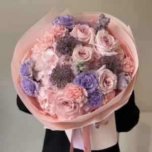 Bukiet mieszany z pachnącą różą Pink ochara