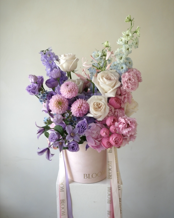 dreamlike flowerbox