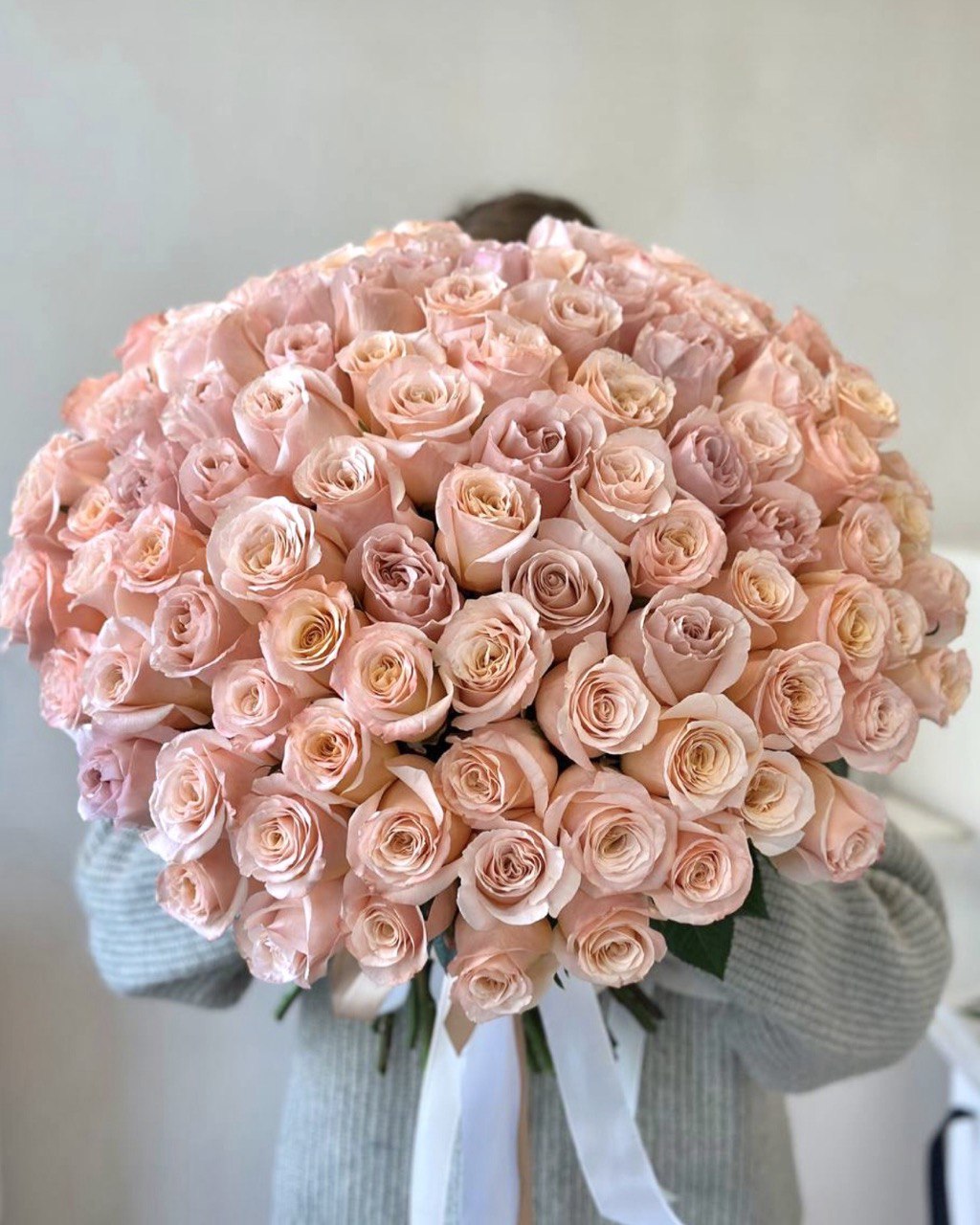 Peach rose - bloomflowers.pl
