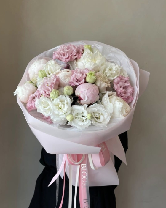 piwonia i eustoma bukiet