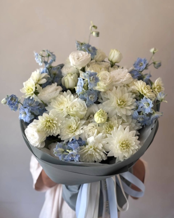 Bukiet trio [Dahlia, Lisianthus, Delphinium]