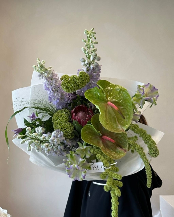 For your vase dark