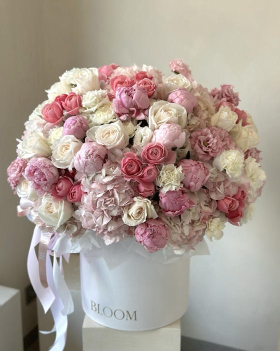 Kwiaty-w-pudełku-"Floral-Symphony"-king