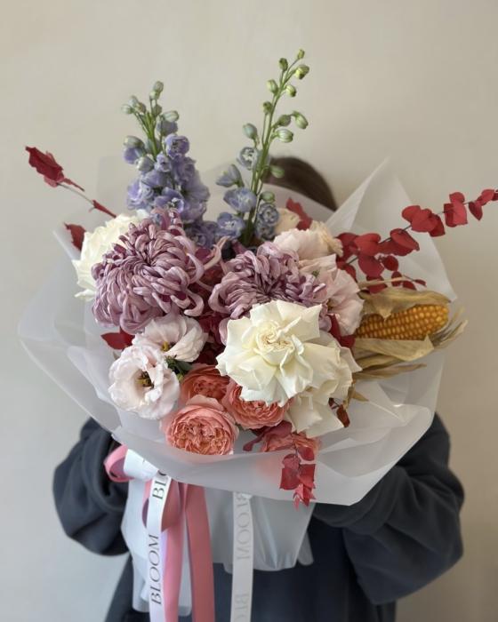 golden hour bloom small bouquet