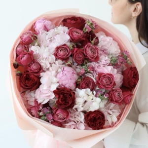 Bukiet "Burgundy Blush"