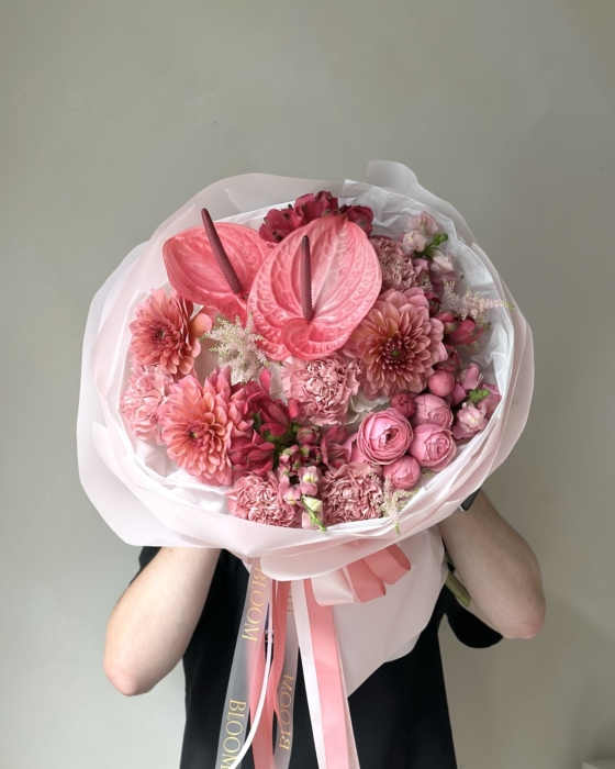 Bukiet-"Blooming-Kiss"