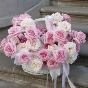 kosz róż pink o'hara dostawa kwiatów warszawa